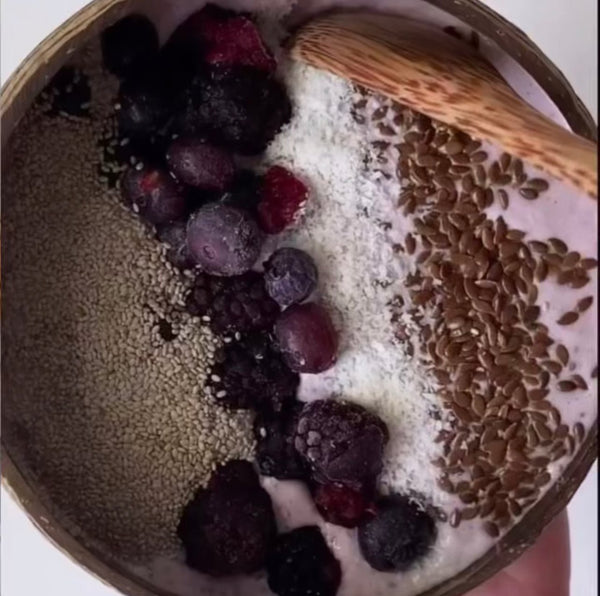 Summer Time Smoothie Bowl - Nuts About Life